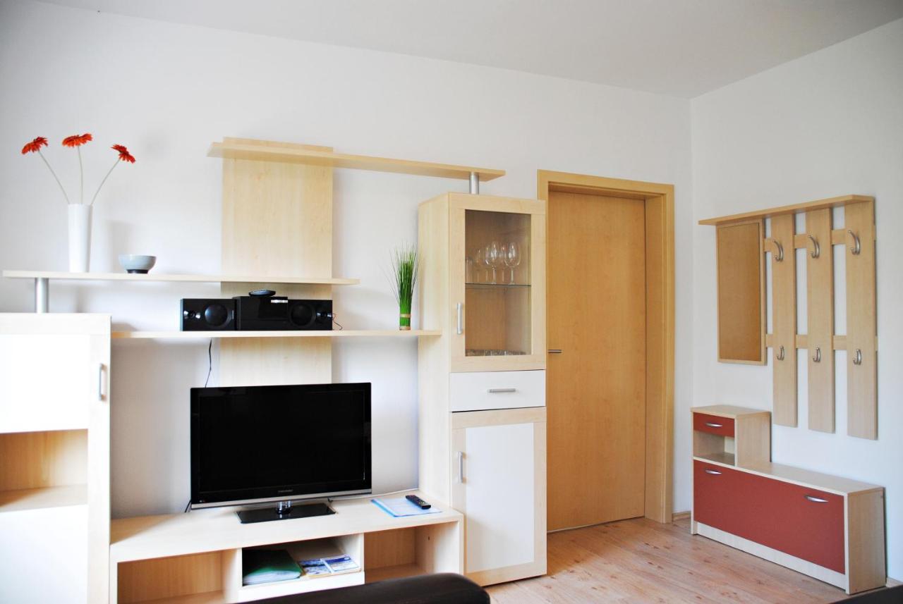 Appartementanlage-Ferienwohnungen Weisse Moewe Sassnitz Exterior photo