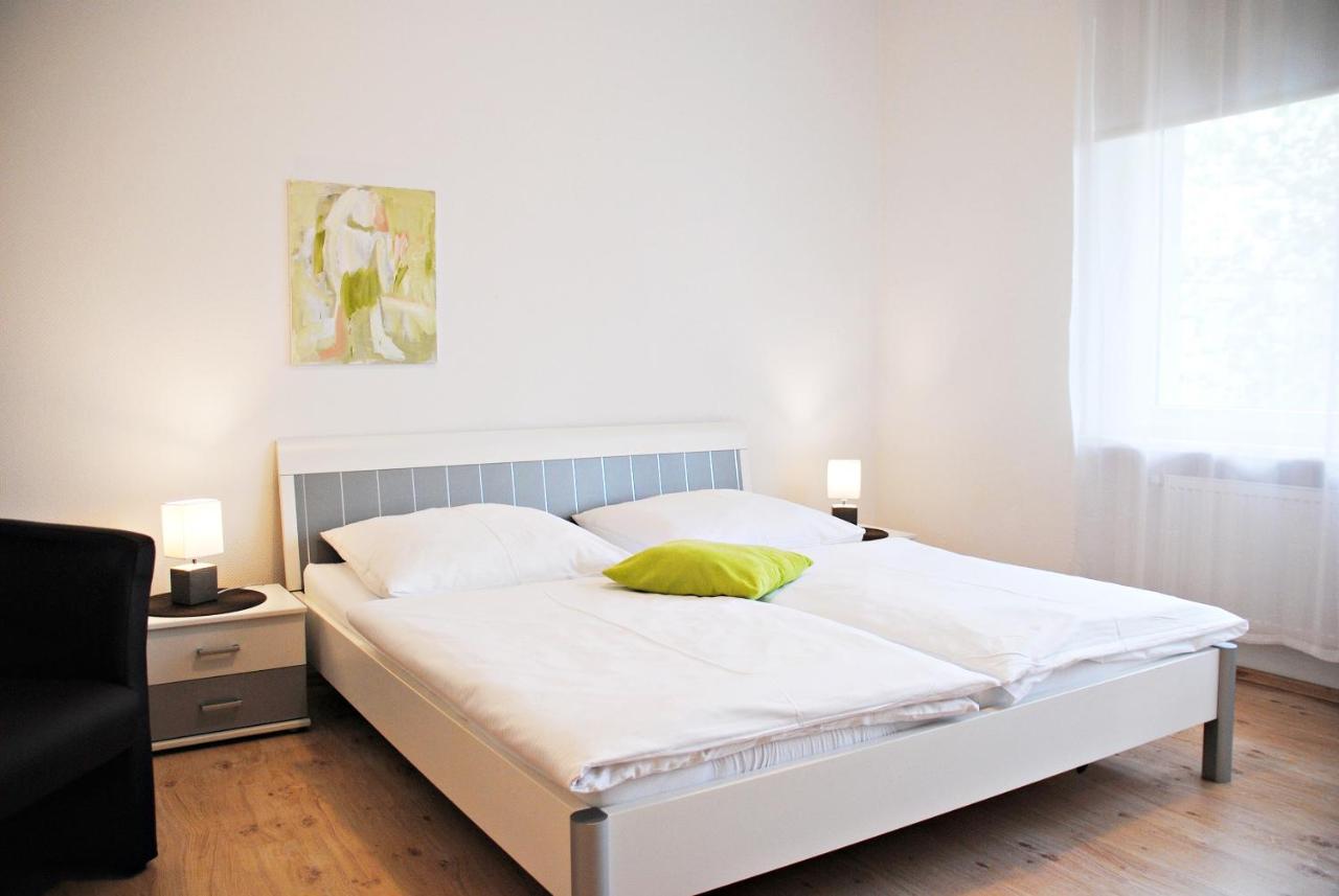 Appartementanlage-Ferienwohnungen Weisse Moewe Sassnitz Exterior photo
