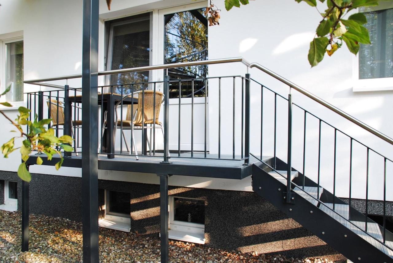 Appartementanlage-Ferienwohnungen Weisse Moewe Sassnitz Exterior photo